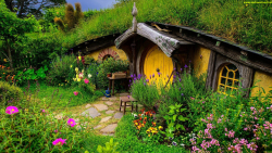 amazing village wallpaper 